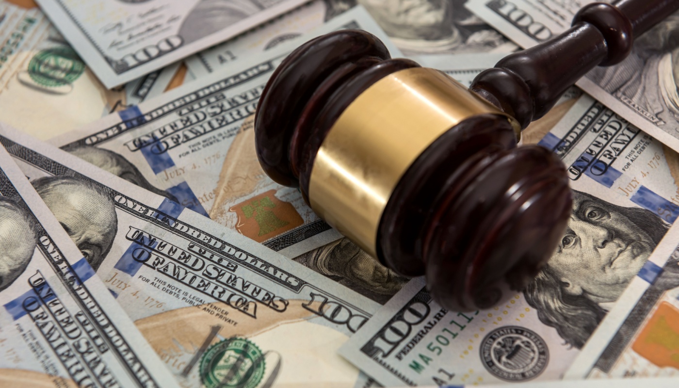 Winner of the $1.35 billion Mega Millions jackpot faces lawsuit from family